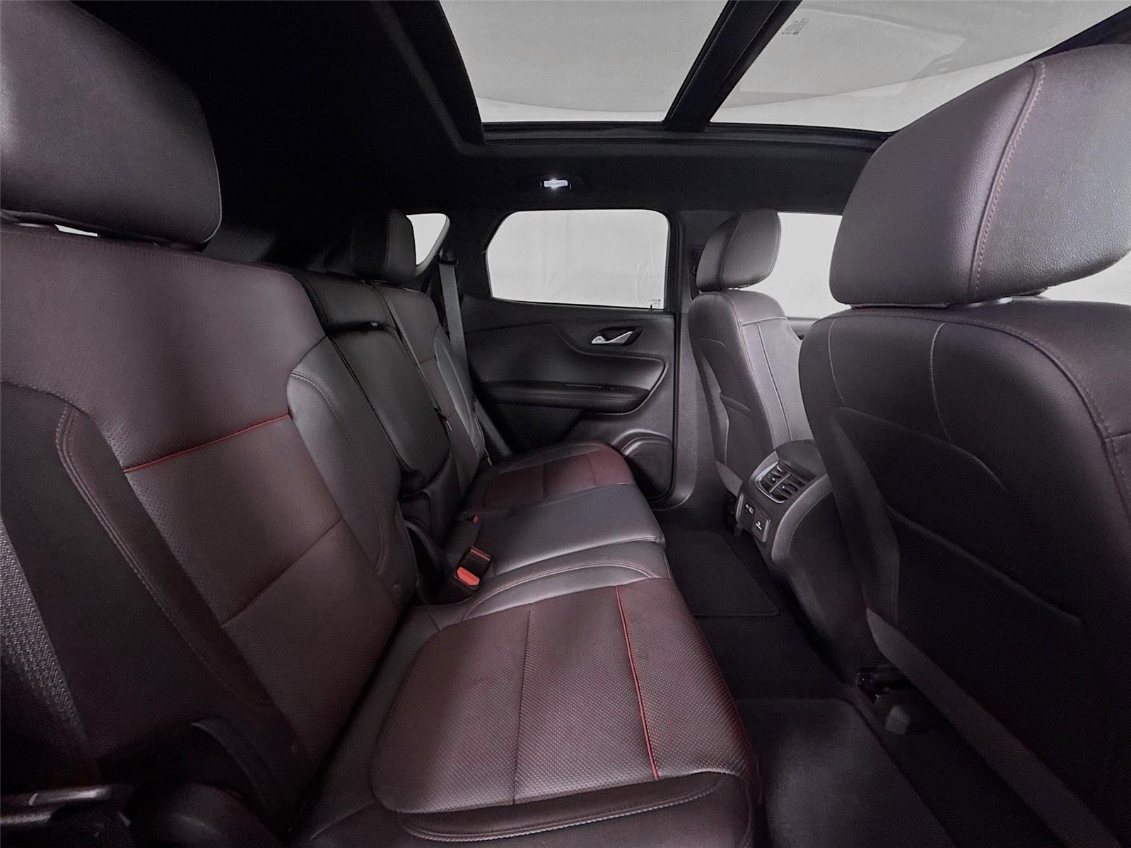 Vehicle image 13 of 49