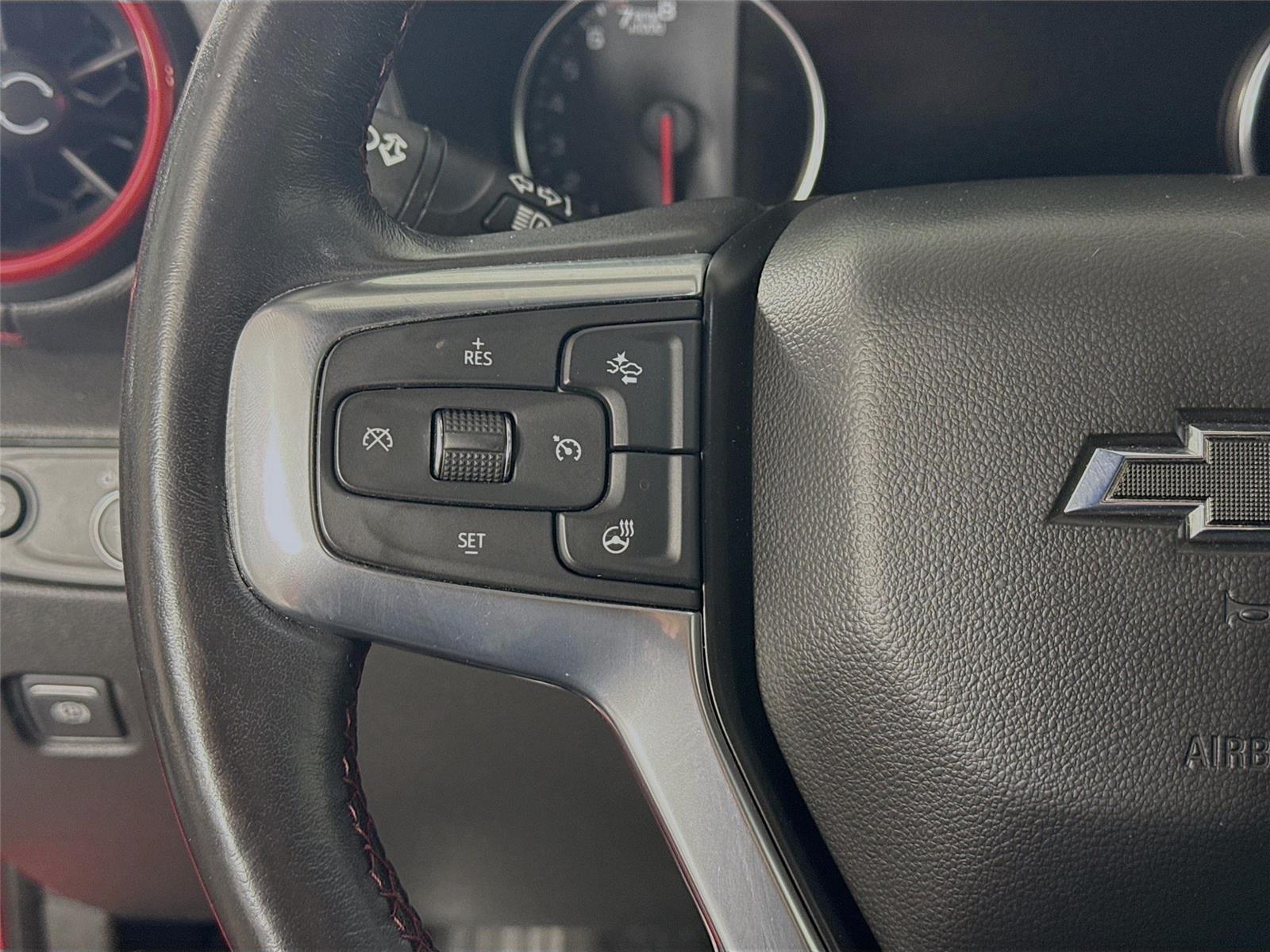 Vehicle image 34 of 49