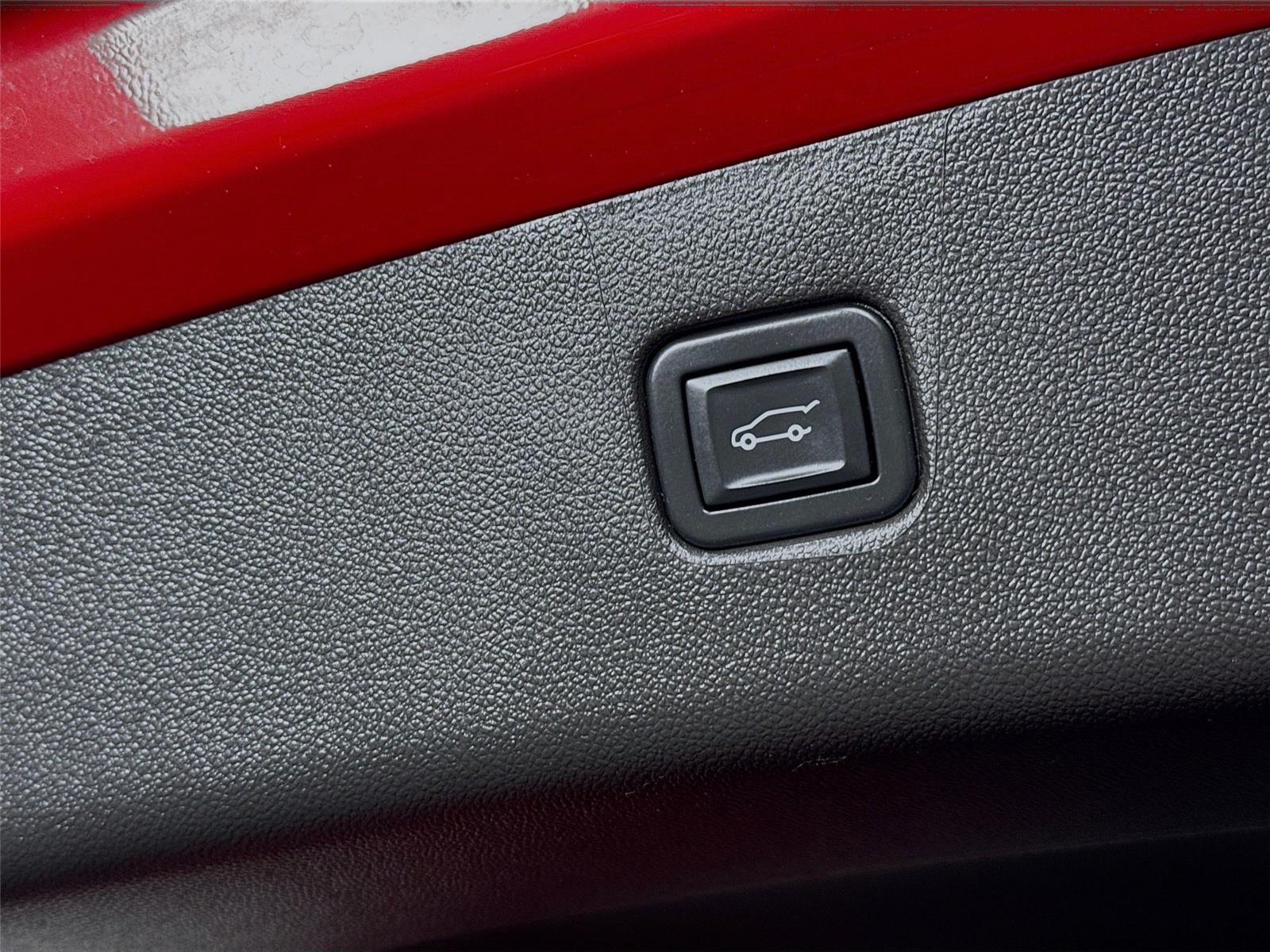Vehicle image 41 of 49