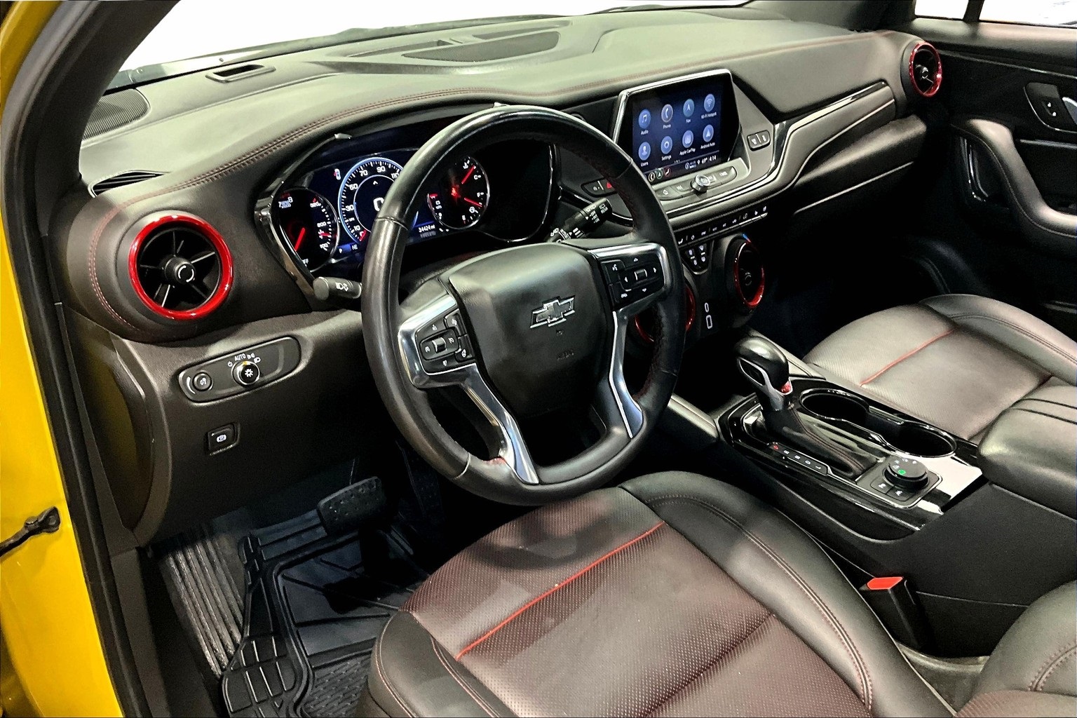 Vehicle image 13 of 31