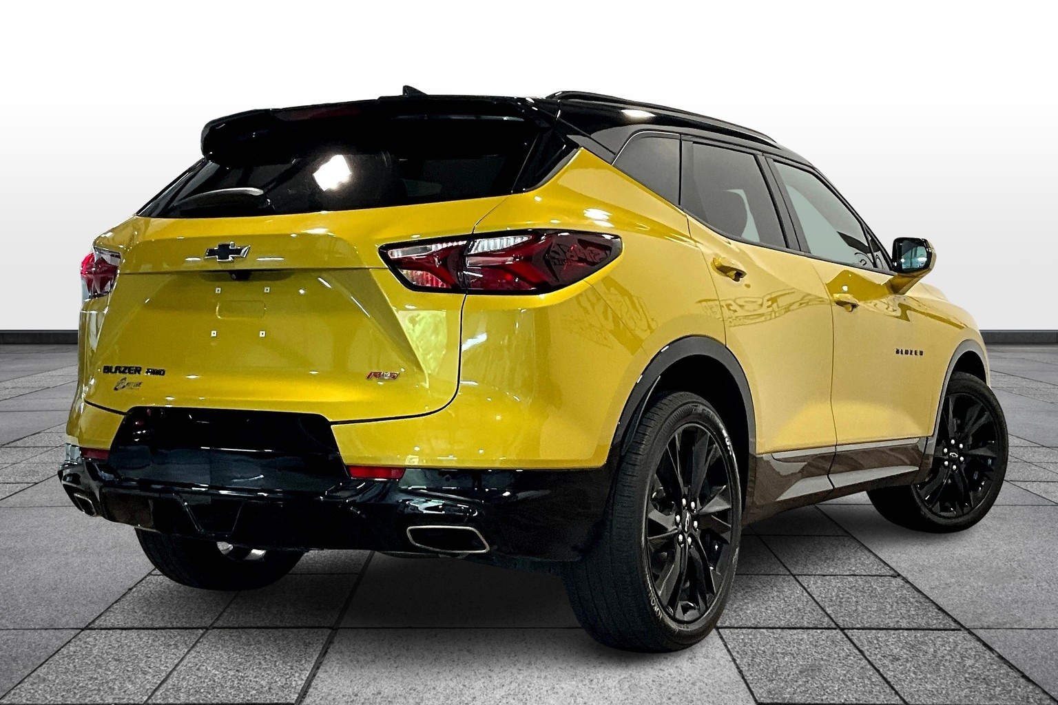 Vehicle image 4 of 31