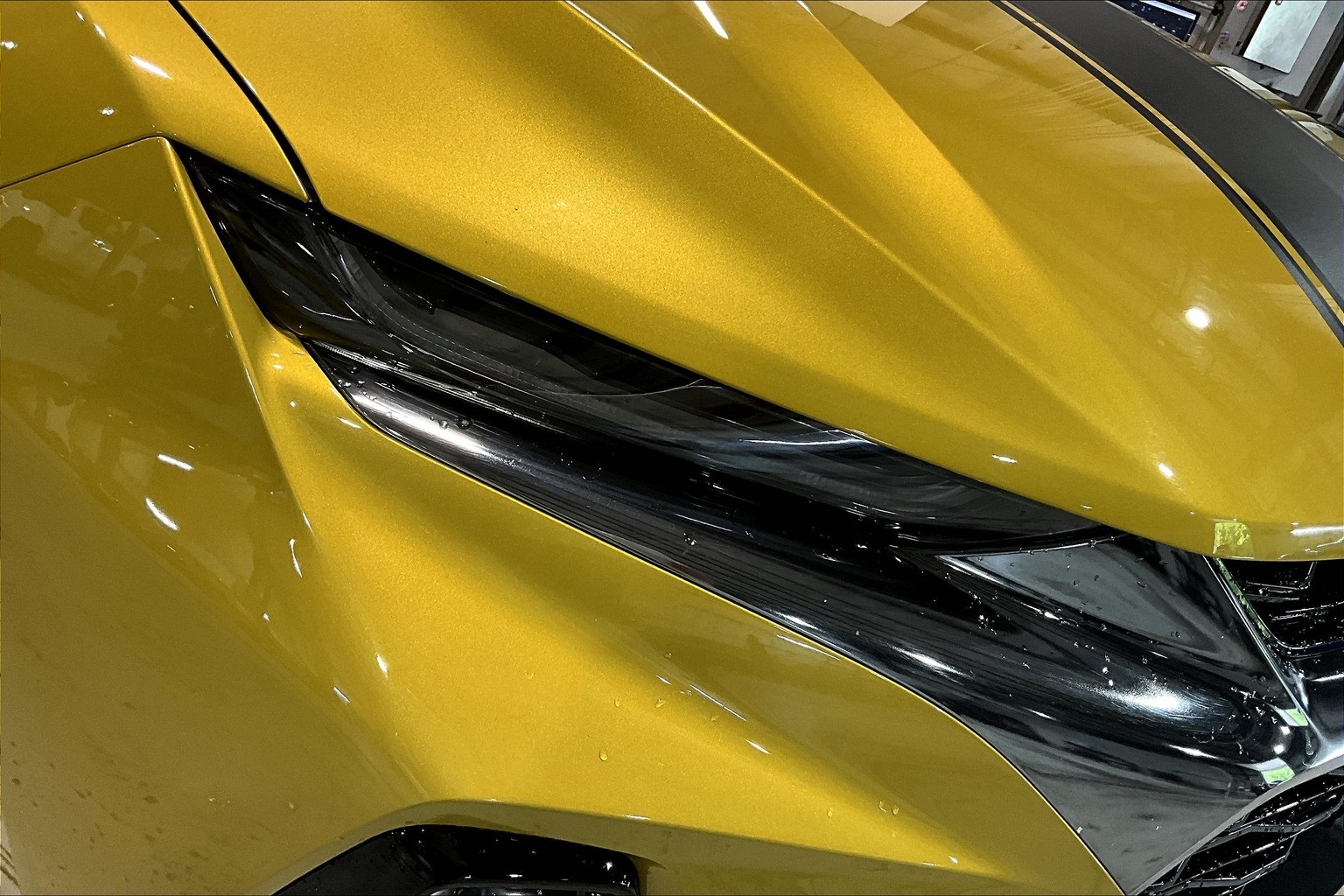 Vehicle image 25 of 31