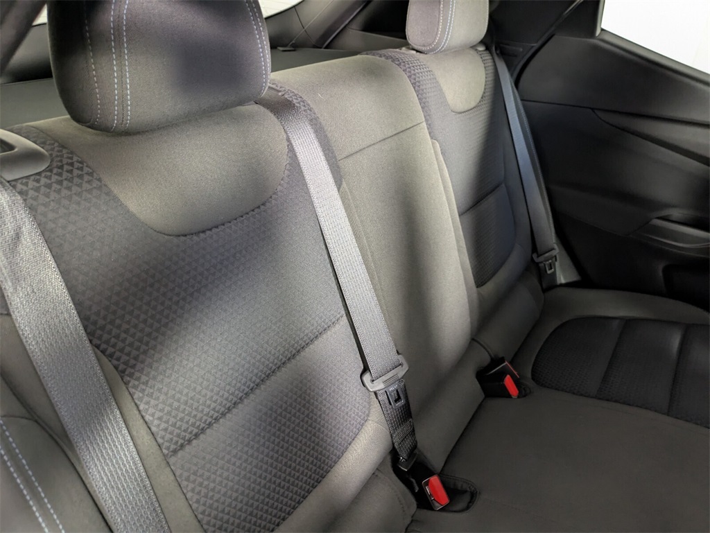 Vehicle image 12 of 32