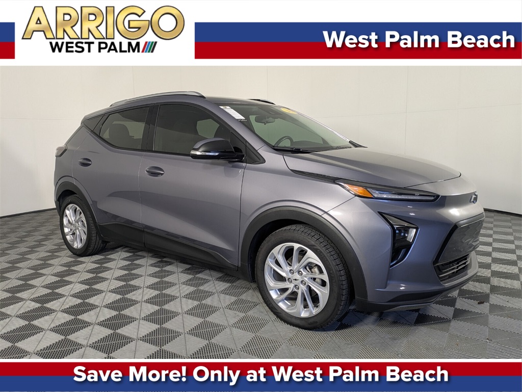 Vehicle image 3 of 32