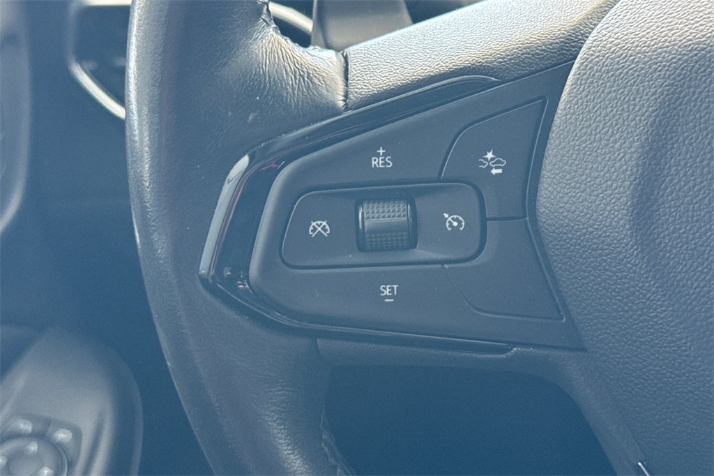 Vehicle image 29 of 37