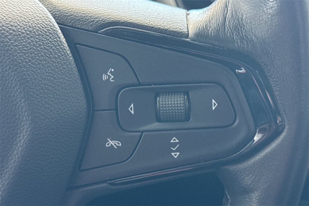 Vehicle image 23 of 37