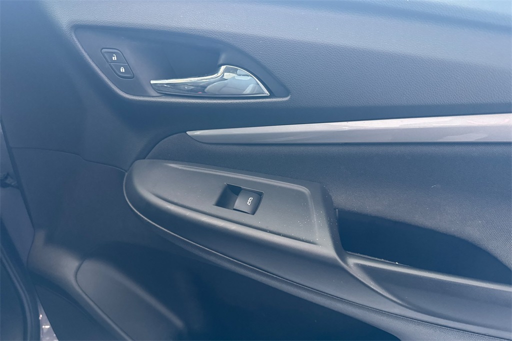 Vehicle image 22 of 37