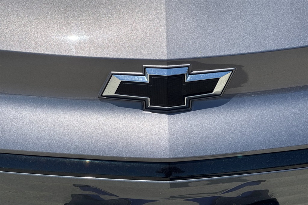 Vehicle image 26 of 37