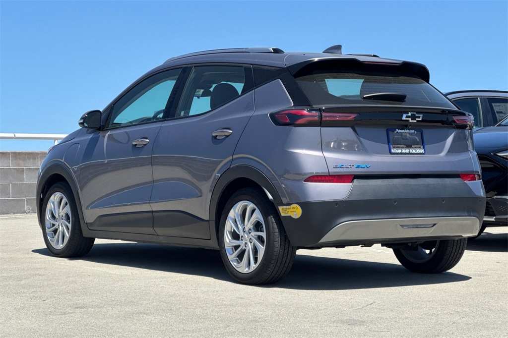 Vehicle image 7 of 37