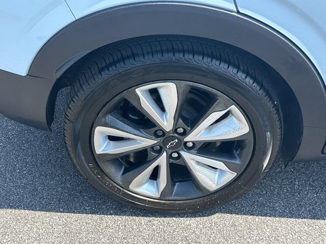 Vehicle image 11 of 32