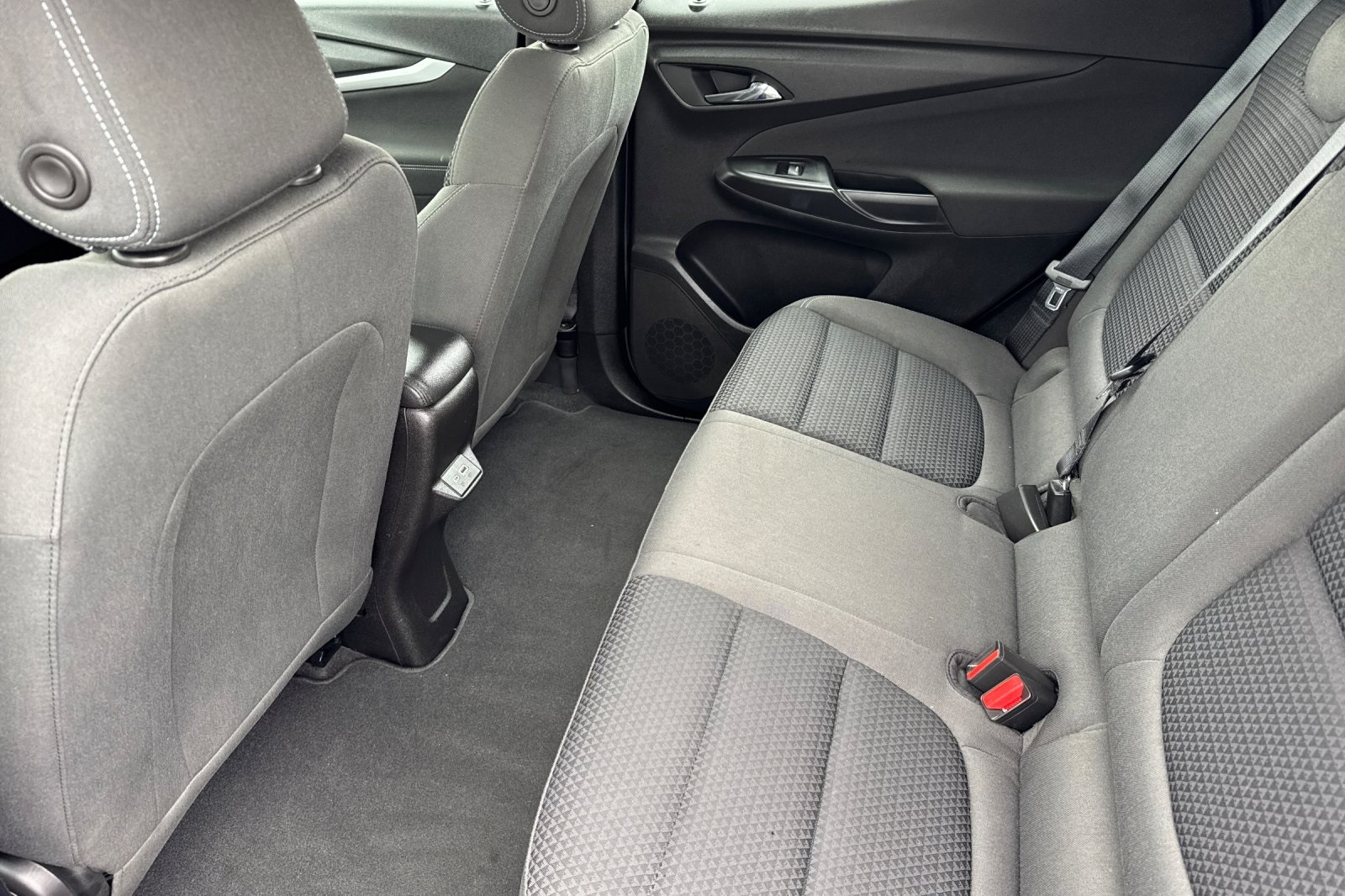 Vehicle image 14 of 33