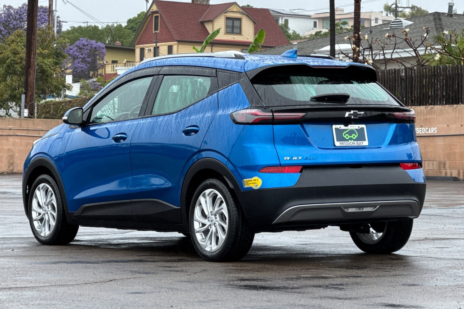 Vehicle image 8 of 33