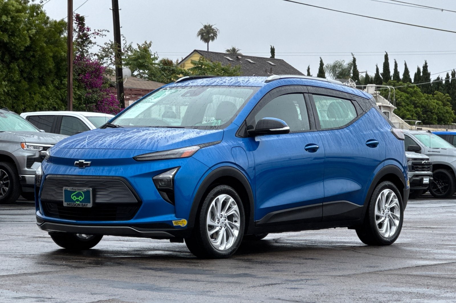Vehicle image 2 of 33