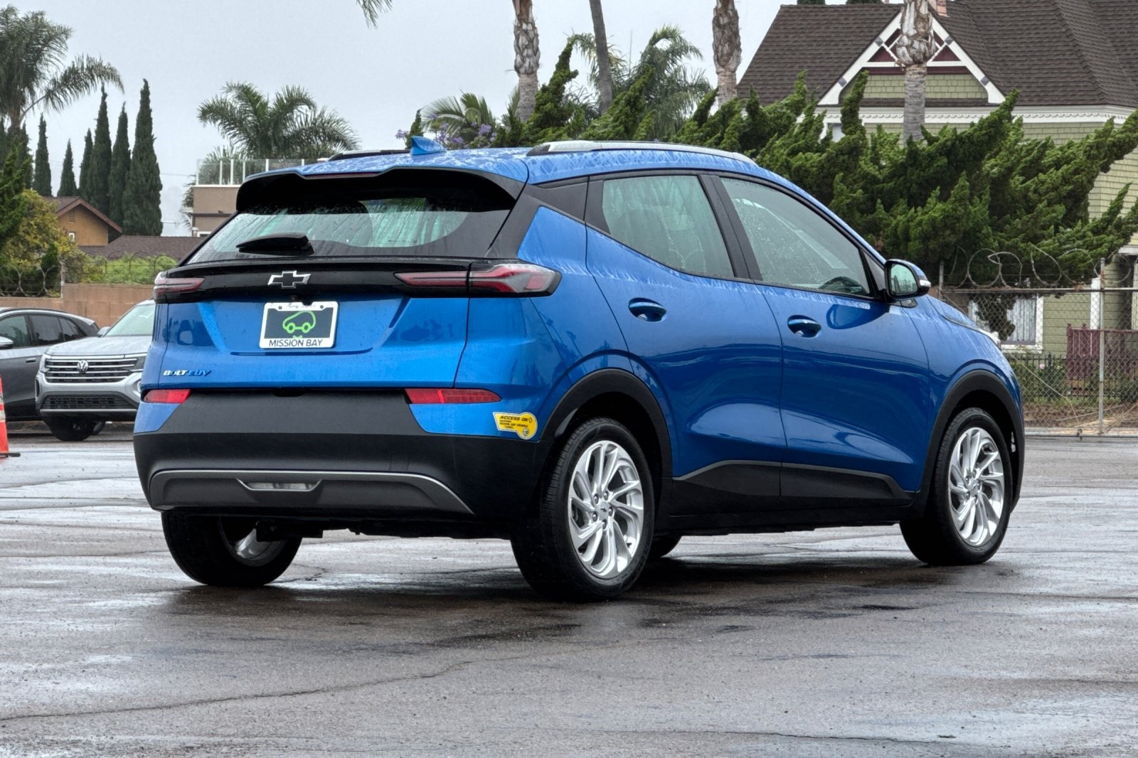 Vehicle image 6 of 33