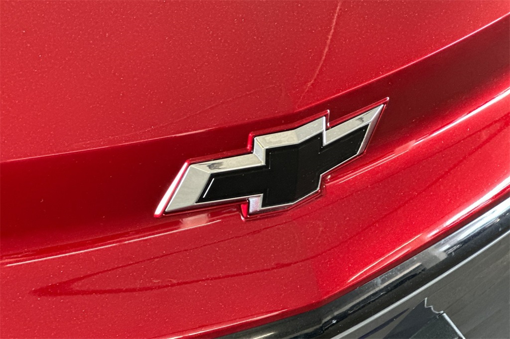 Vehicle image 25 of 31