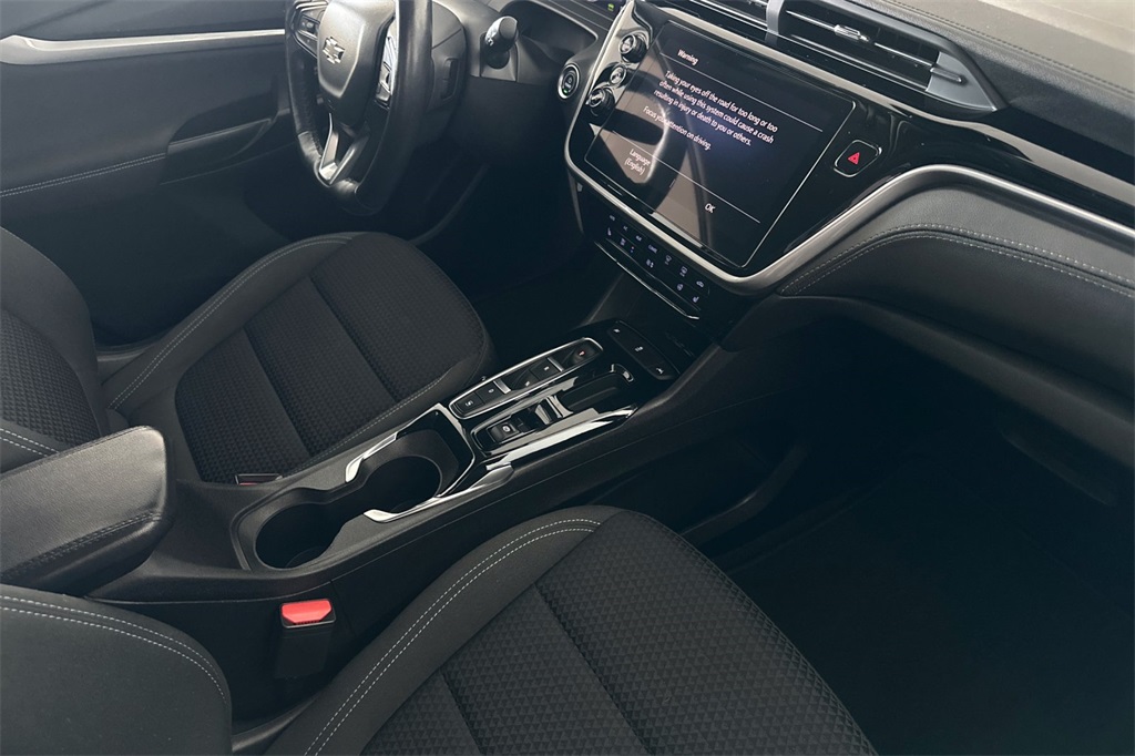 Vehicle image 19 of 31