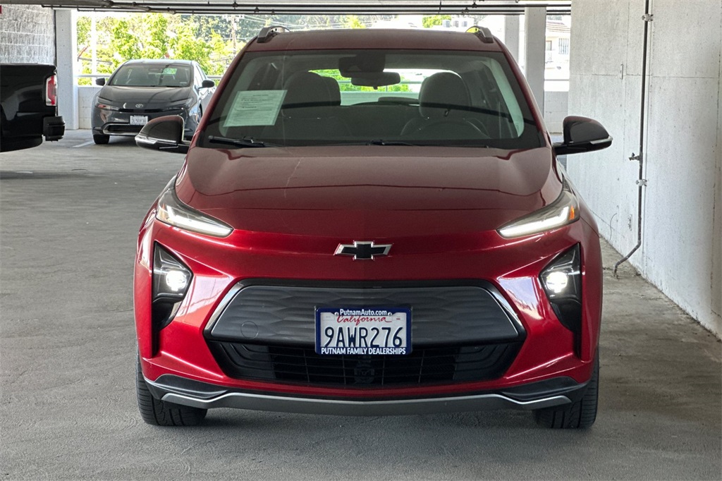 Vehicle image 2 of 31