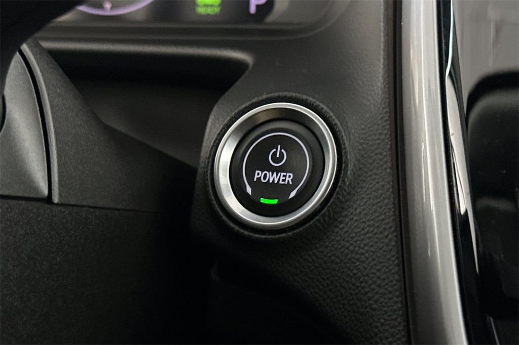 Vehicle image 22 of 31