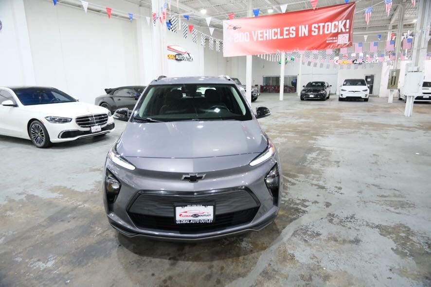 Vehicle image 2 of 38
