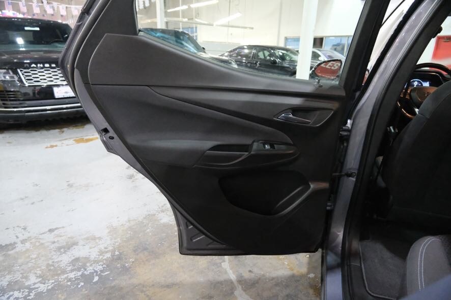 Vehicle image 20 of 38