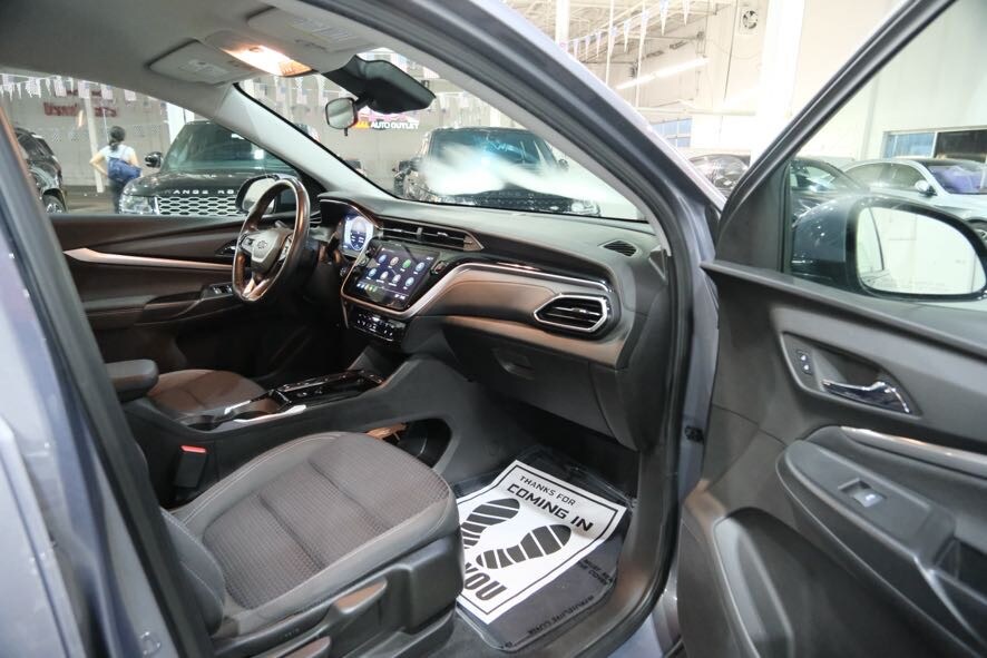 Vehicle image 29 of 38