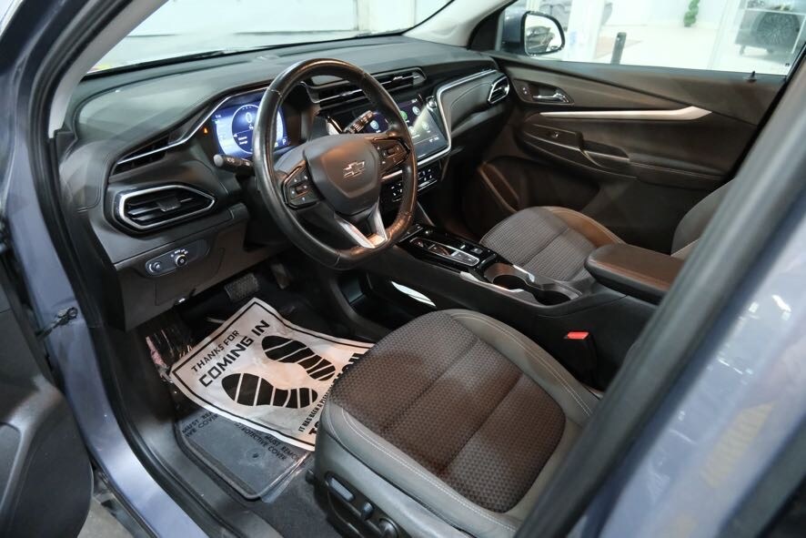 Vehicle image 14 of 38
