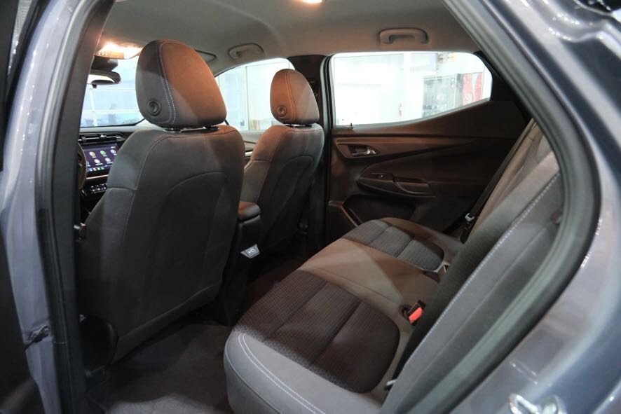 Vehicle image 18 of 38