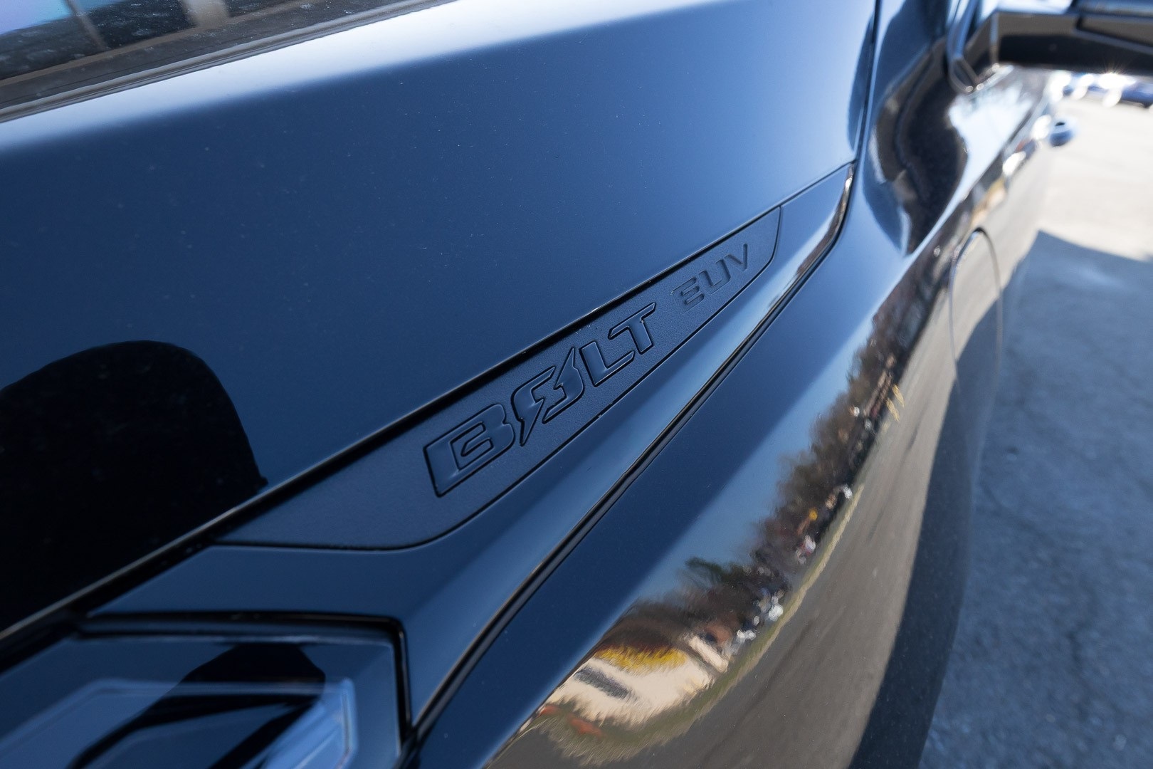 Vehicle image 10 of 25
