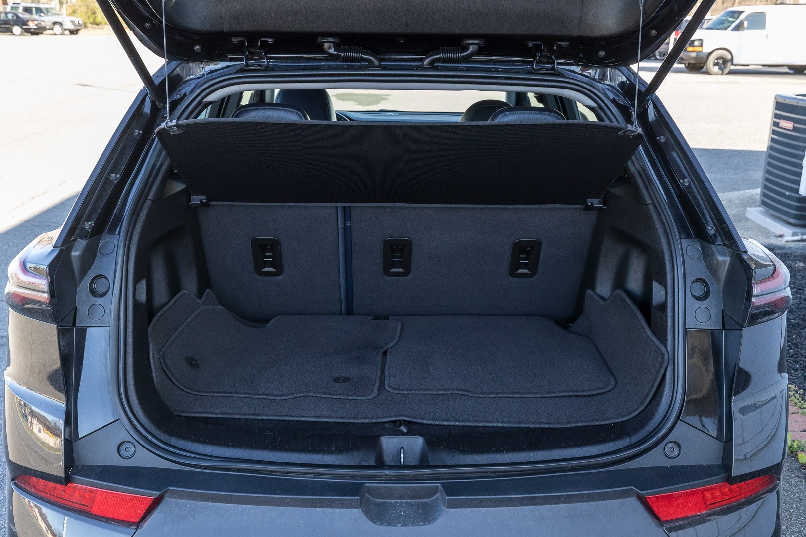Vehicle image 11 of 25