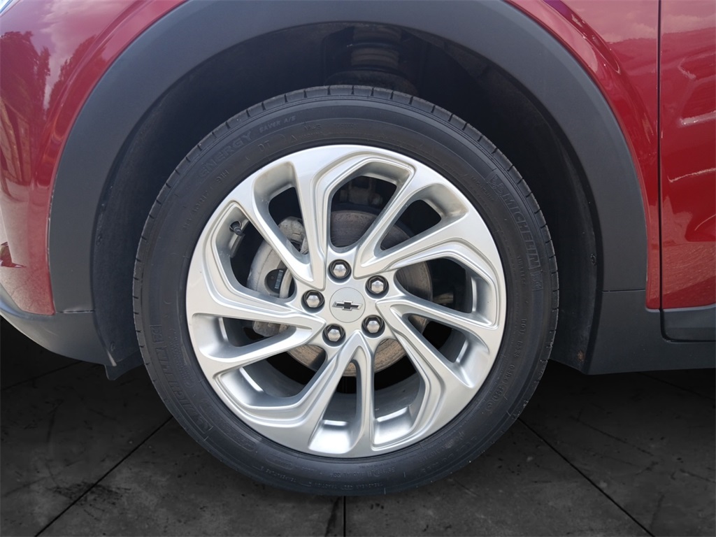 Vehicle image 9 of 21