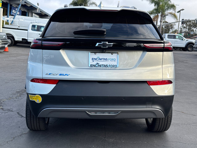 Vehicle image 7 of 32