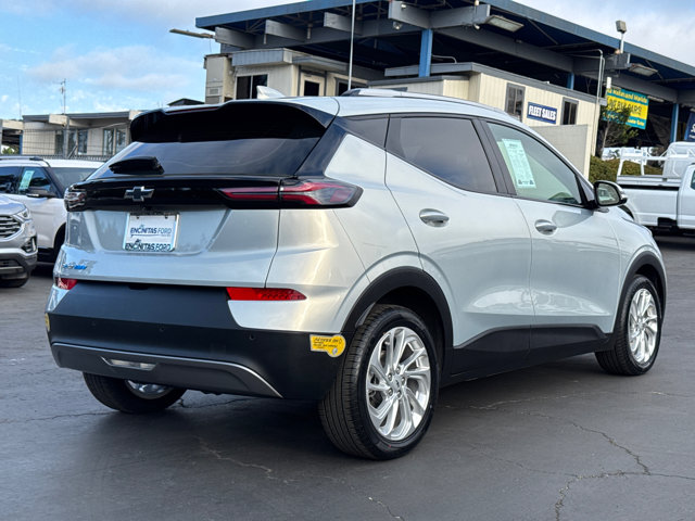 Vehicle image 6 of 32