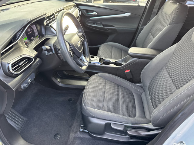 Vehicle image 16 of 32