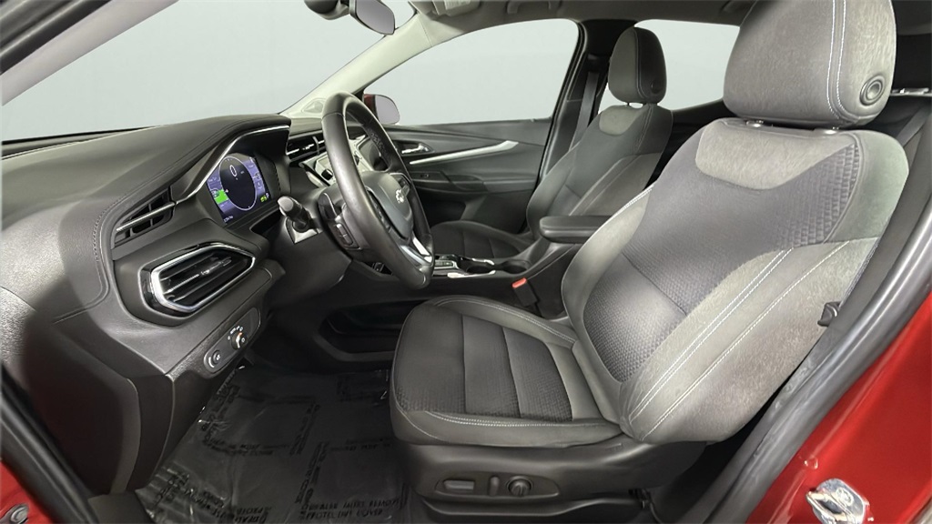 Vehicle image 23 of 32