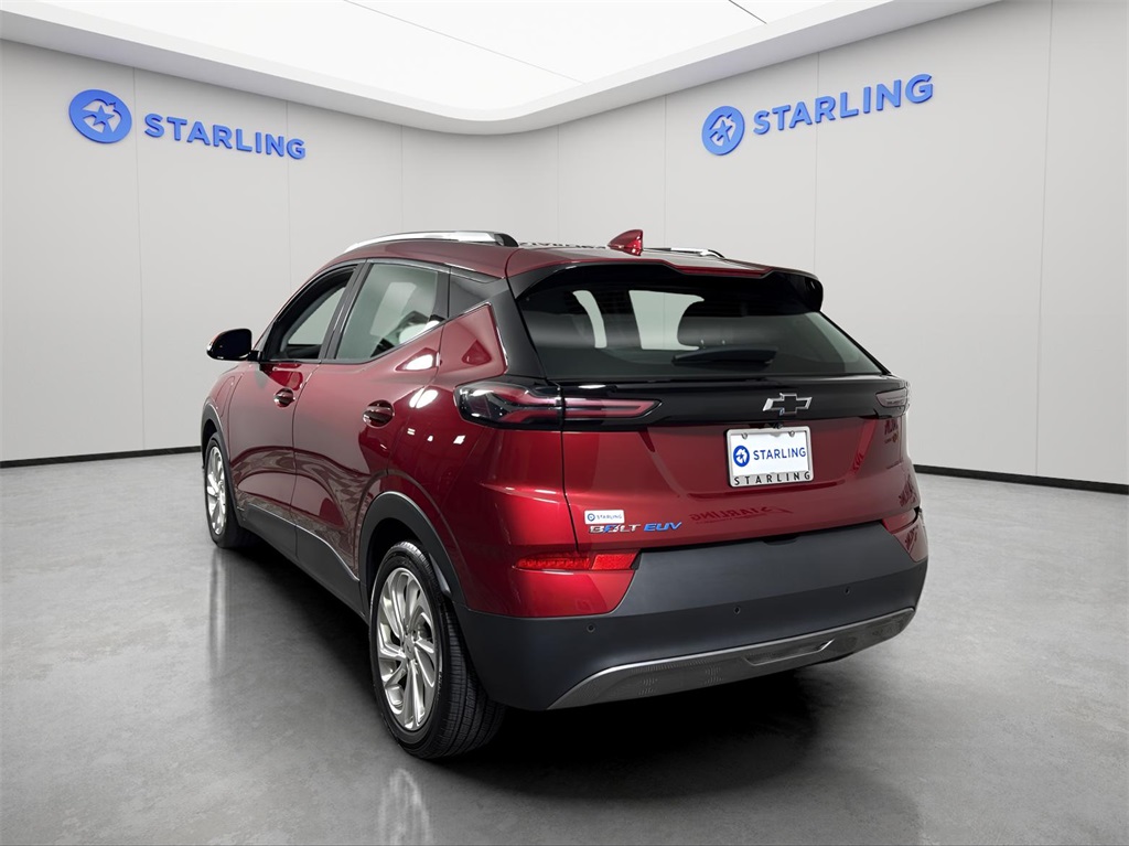 Vehicle image 15 of 32