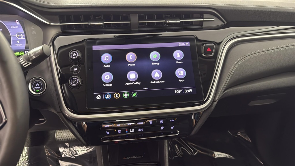 Vehicle image 27 of 32