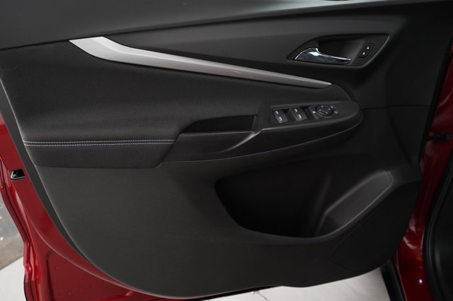 Vehicle image 17 of 31