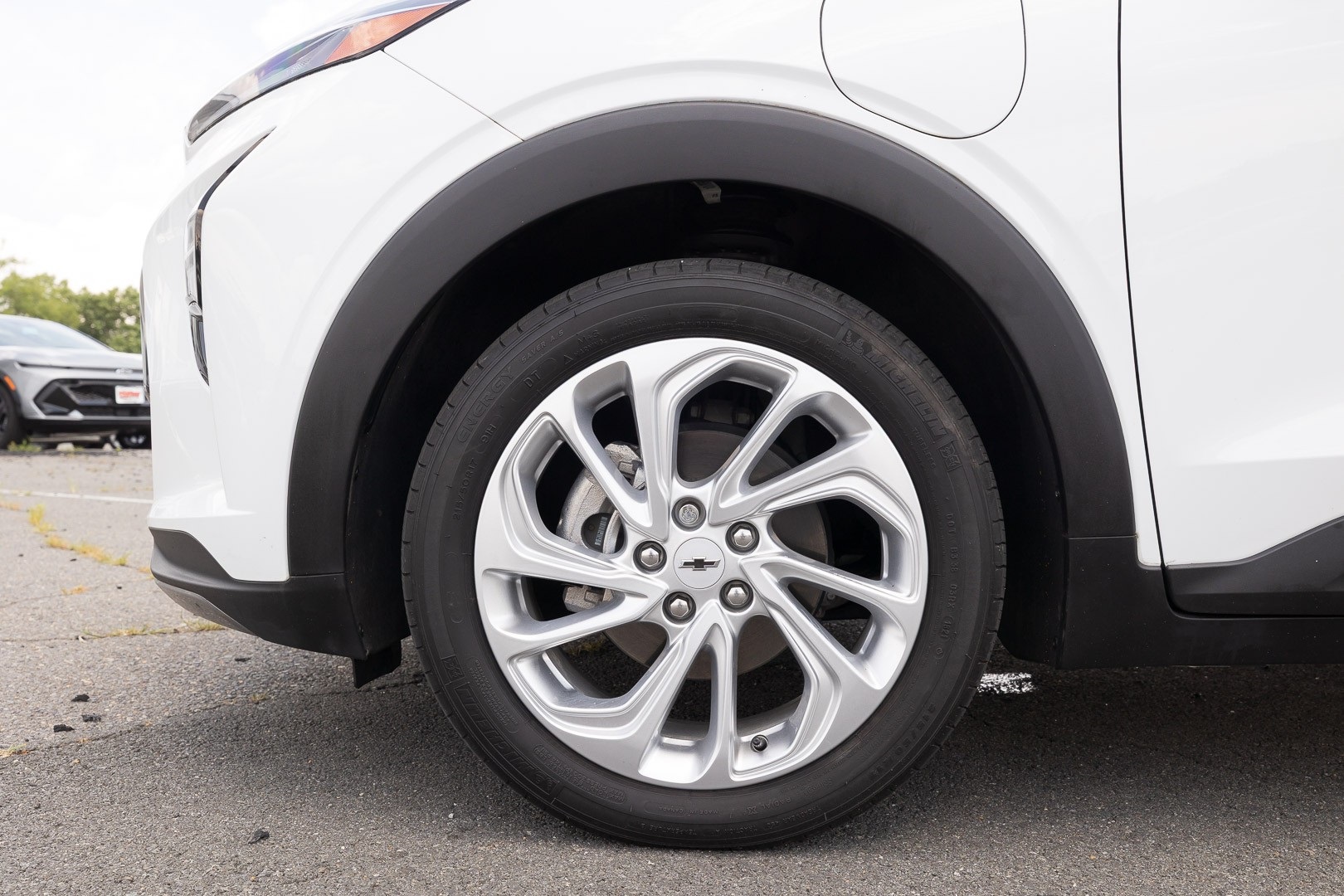 Vehicle image 9 of 25
