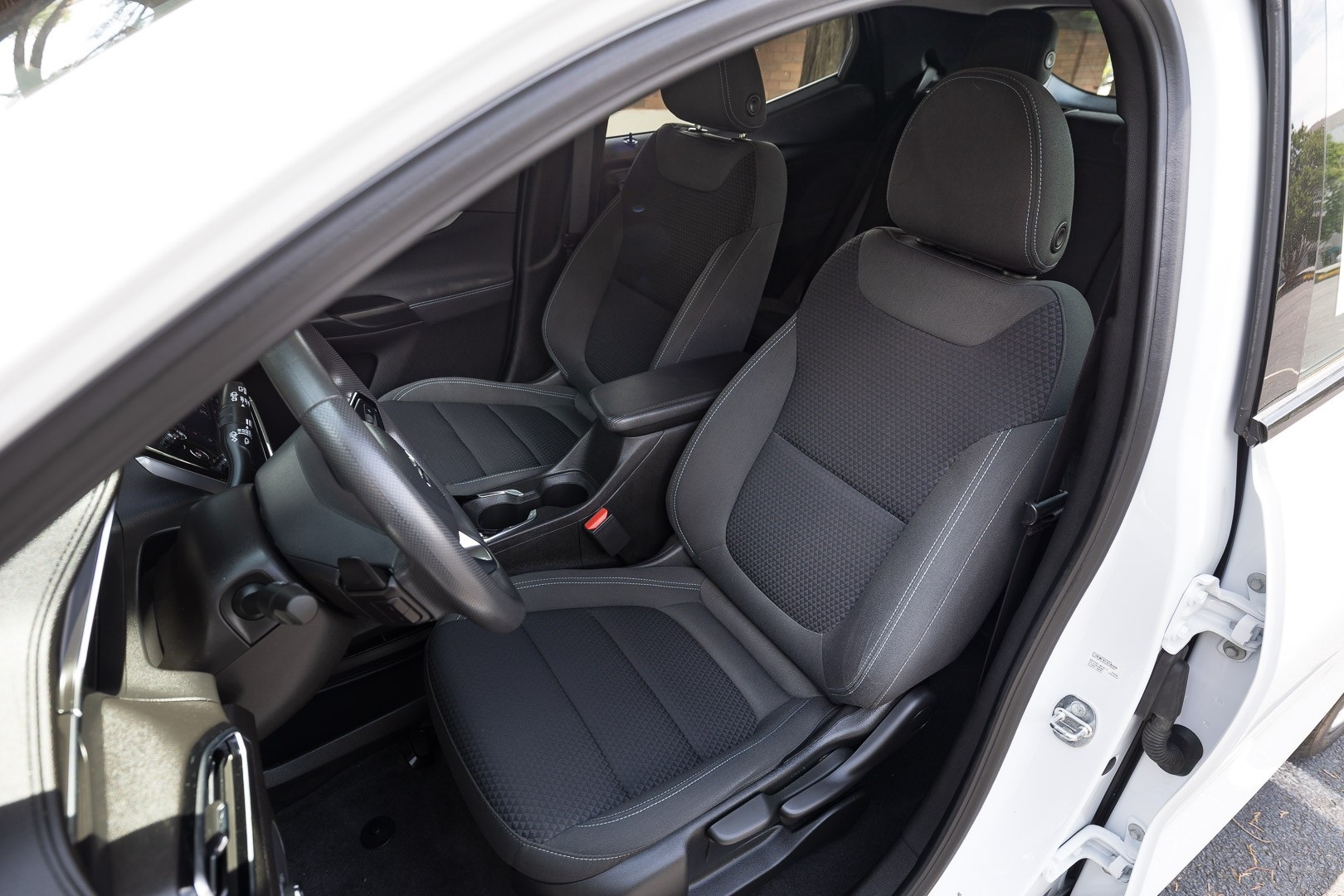 Vehicle image 13 of 25