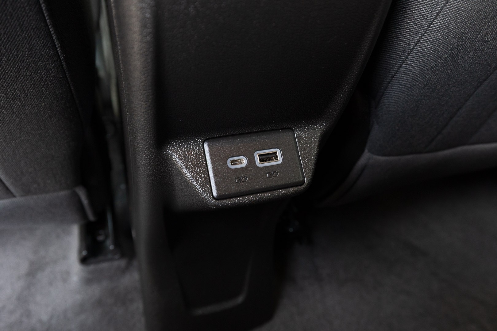 Vehicle image 20 of 25