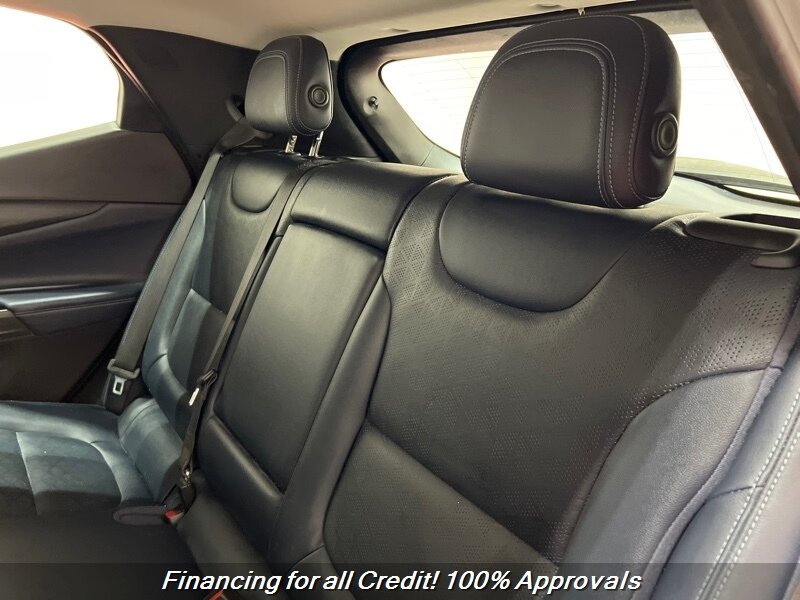Vehicle image 6 of 15