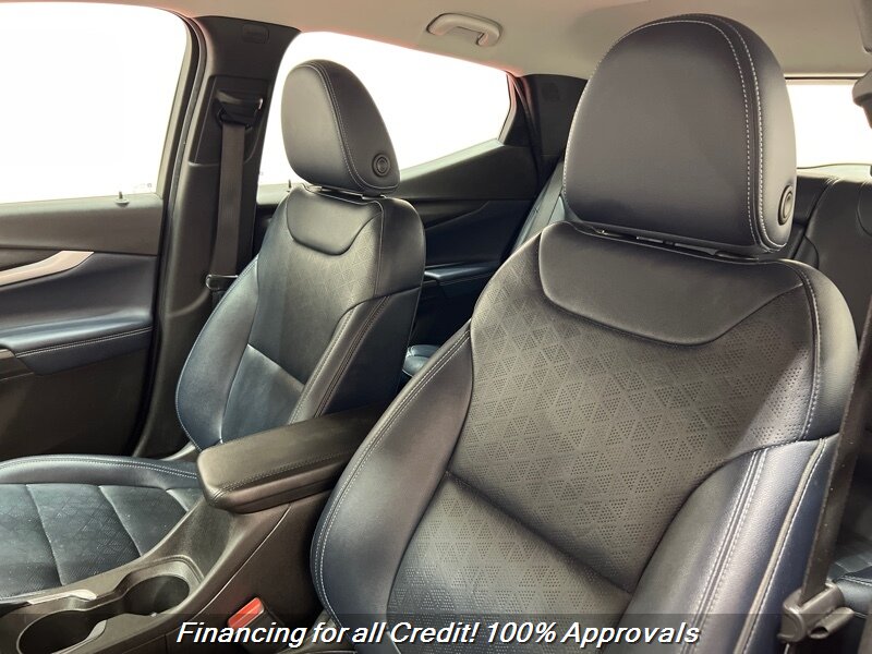 Vehicle image 7 of 15