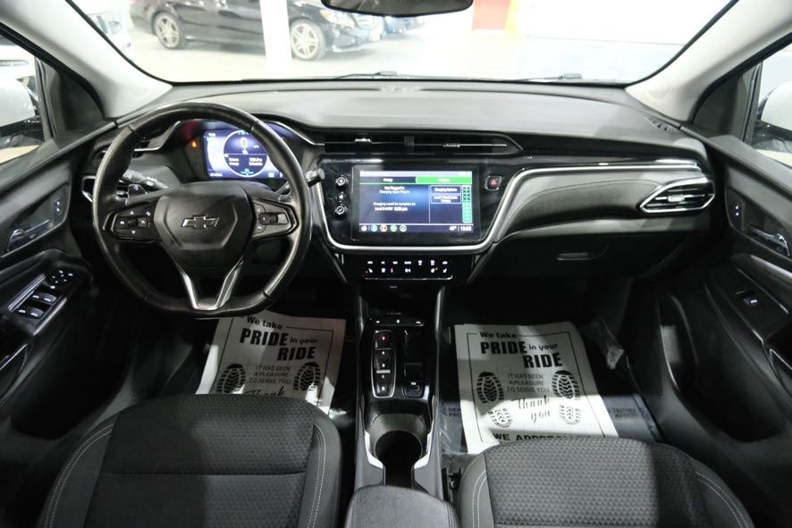 Vehicle image 25 of 39