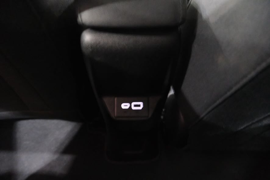 Vehicle image 24 of 39