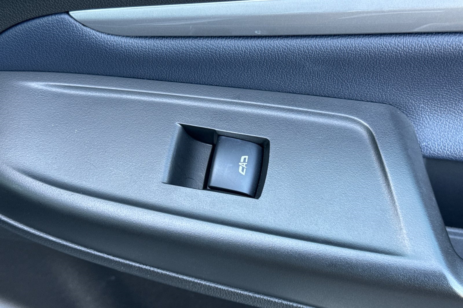 Vehicle image 22 of 53