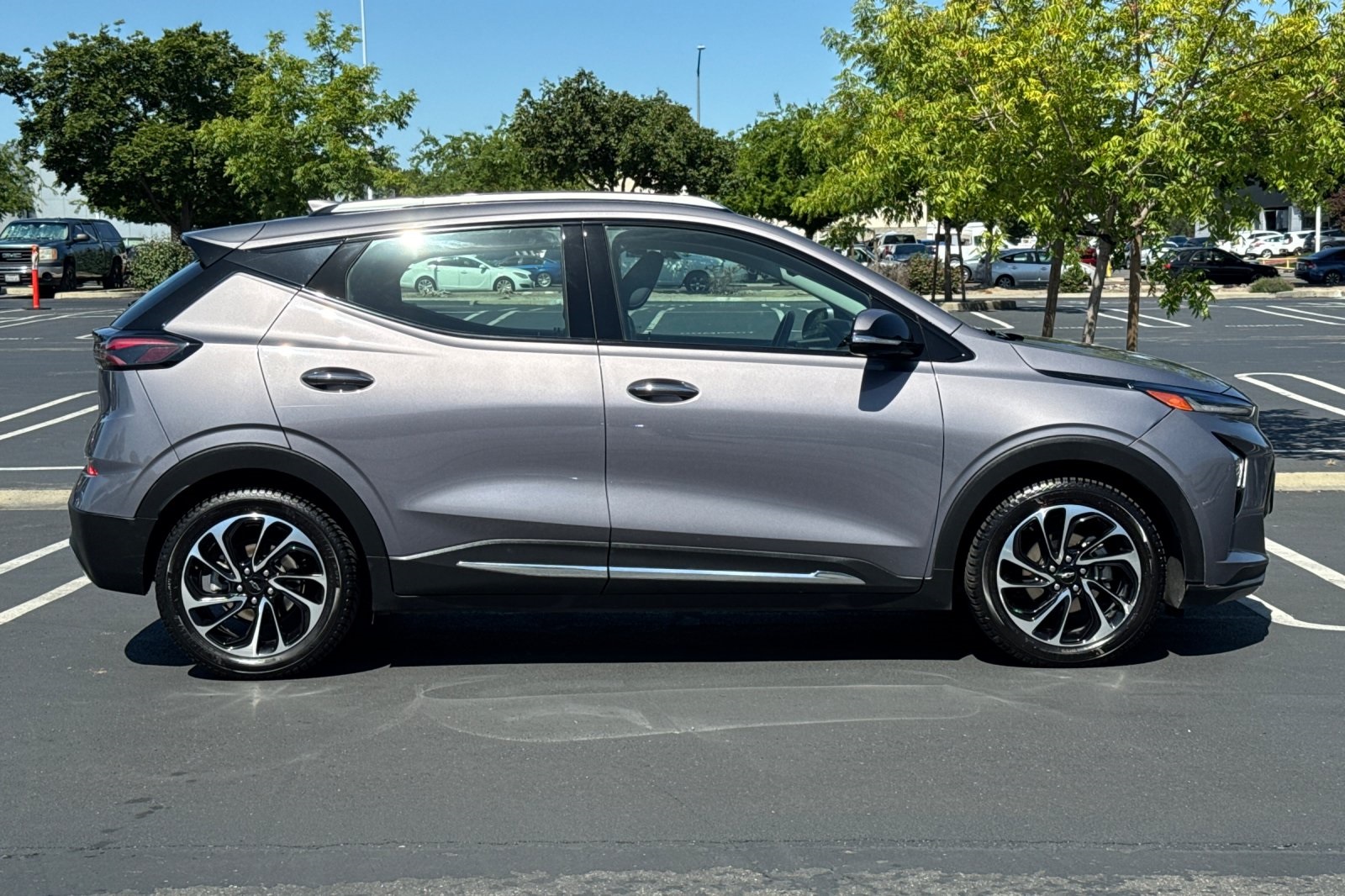 Vehicle image 5 of 53