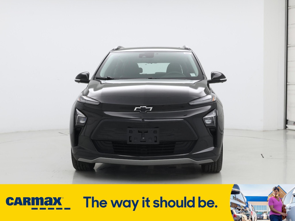 Vehicle image 2 of 29