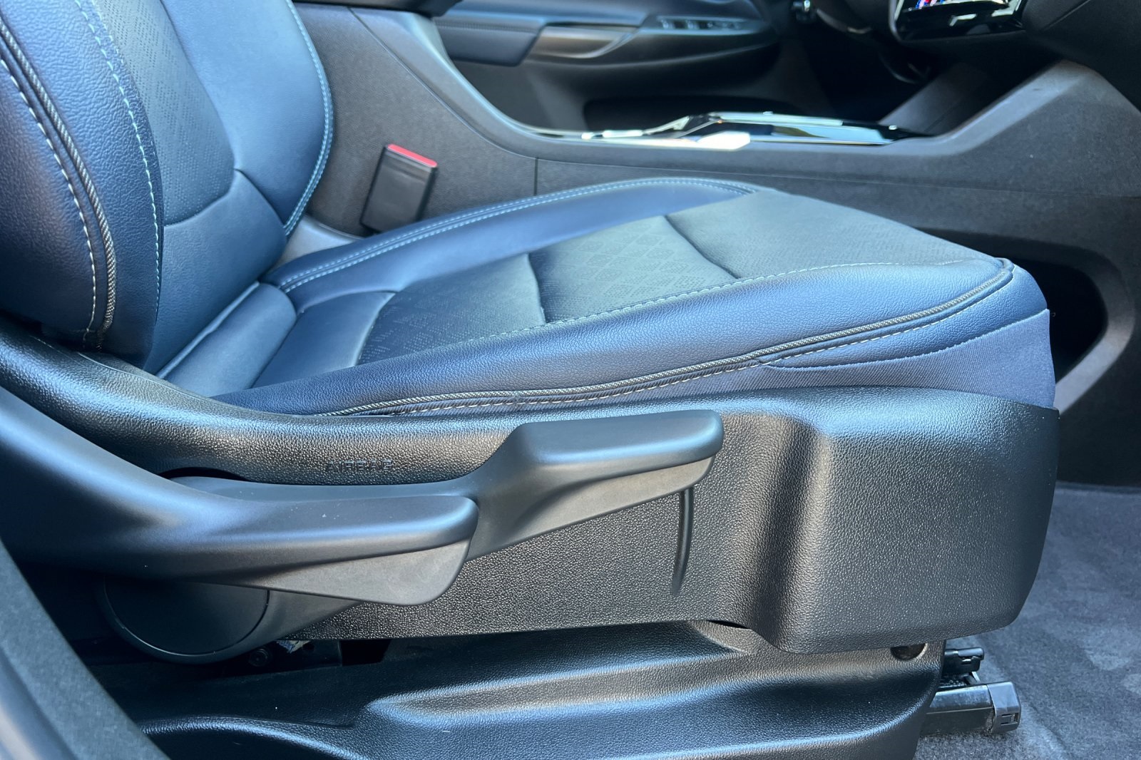 Vehicle image 15 of 38