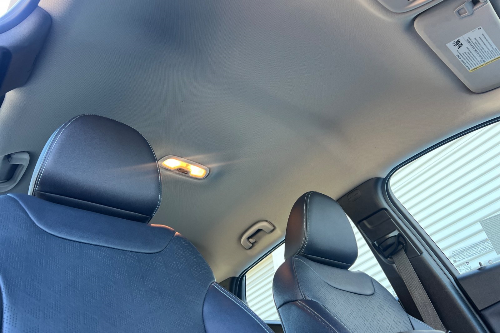 Vehicle image 32 of 38