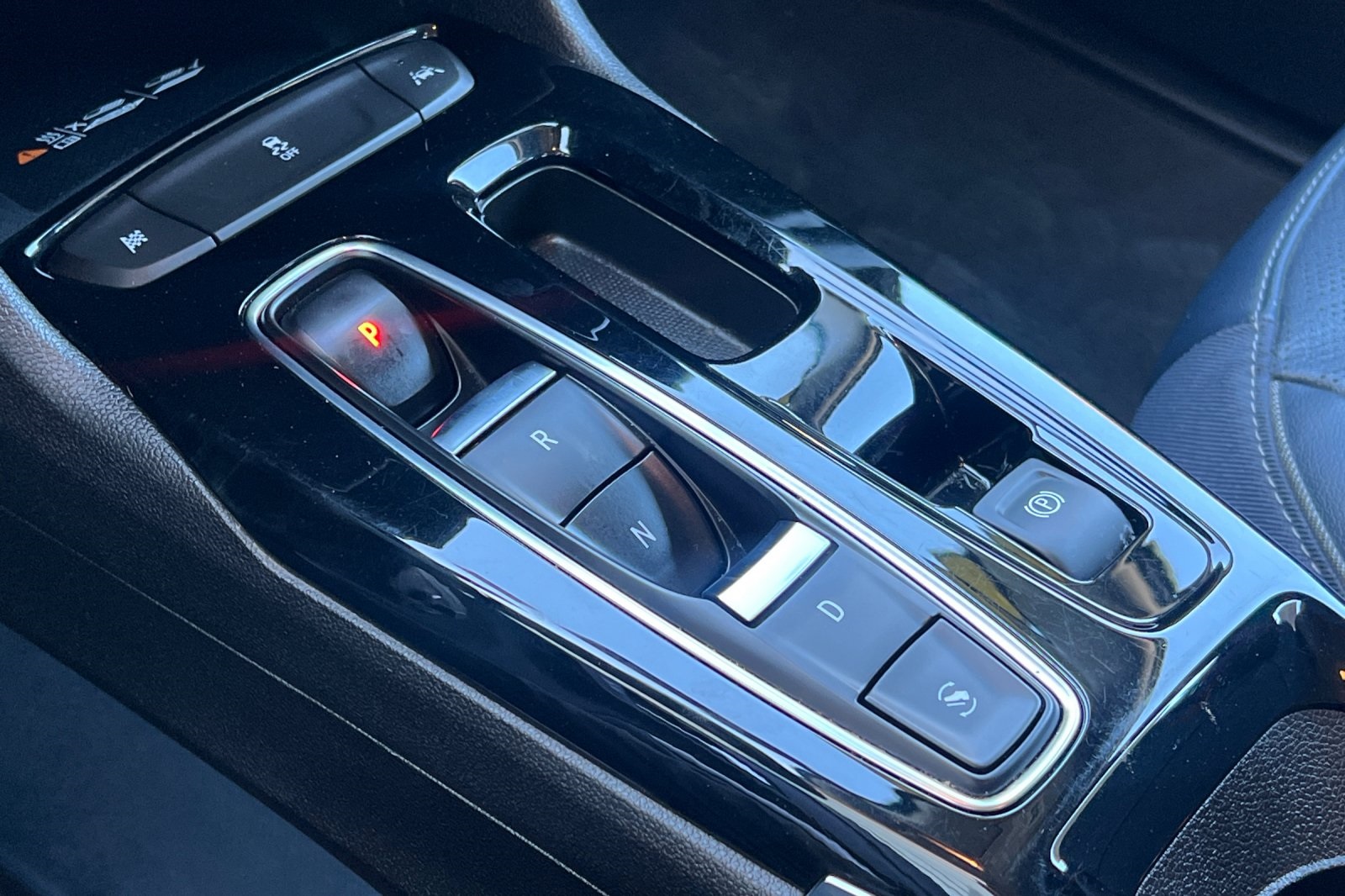 Vehicle image 24 of 38